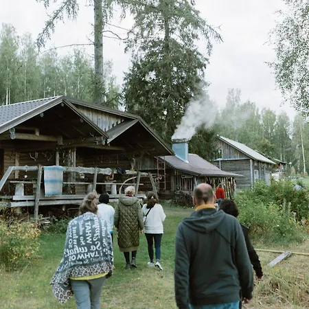 Tarina-aho Bed and breakfast