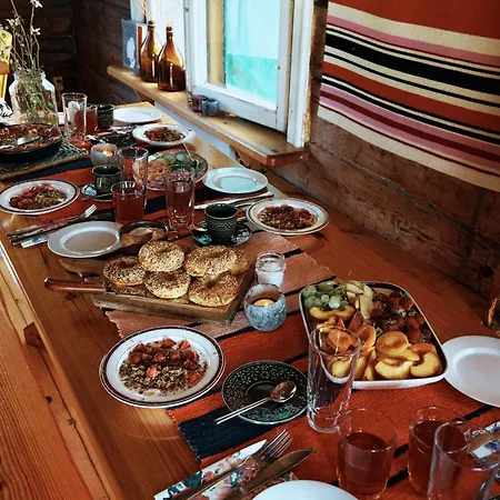Tarina-aho Bed and breakfast